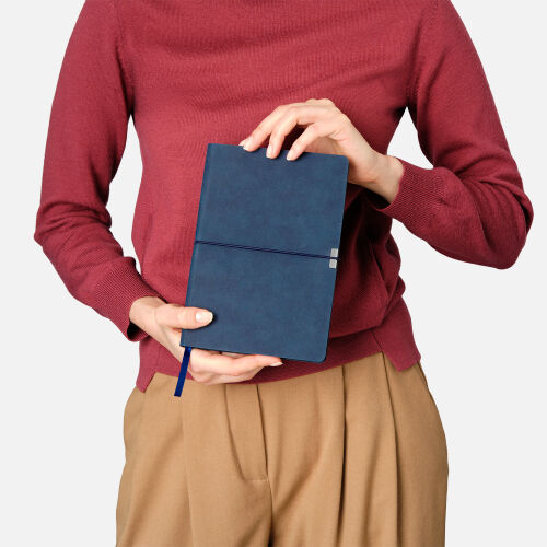 Ежедневник Ин Велюр (In Velour) недатированный, синий 3