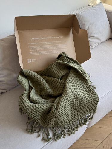 Плед из шерсти травянисто-зеленого цвета из коллекции essential, 2