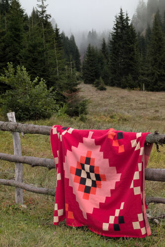 Плед из хлопка по мотивам башкирских орнаментов из коллекции cul 5