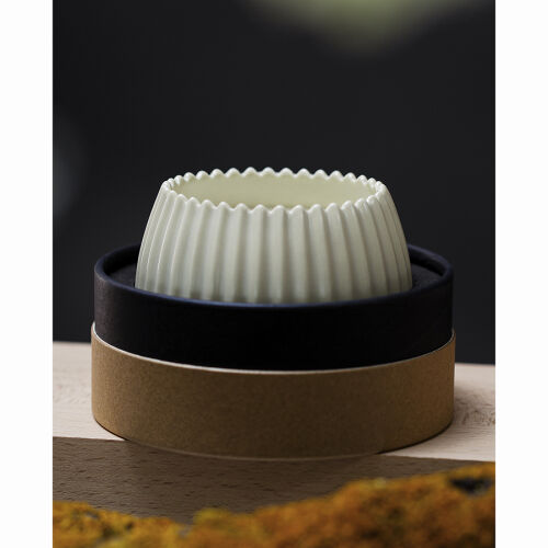 Свеча ароматическая vetiver & black cypress из коллекции edge, б 7 Свеча ароматическая vetiver & black cypress из коллекции edge, б 7