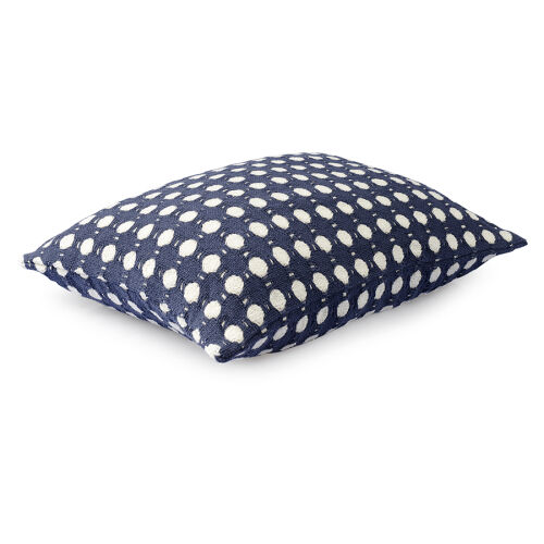 Чехол на подушку из хлопка polka dots темно-синего цвета из колл 4 Чехол на подушку из хлопка polka dots темно-синего цвета из колл 4
