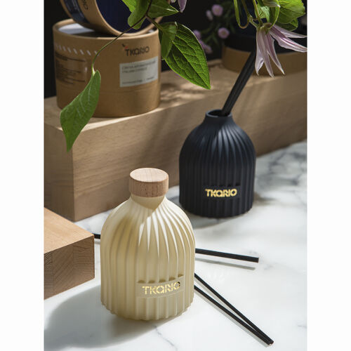 Диффузор ароматический vetiver & black cypress из коллекции edge 5 Диффузор ароматический vetiver & black cypress из коллекции edge 5