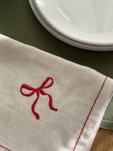 Салфетка сервировочная fancy bows бежевого цвета из коллекции es 4