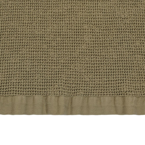 Полотенце банное из умягченной вафли цвета хаки из коллекции ess 6