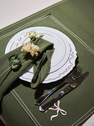 Салфетка сервировочная fancy bows оливкового цвета из коллекции  5