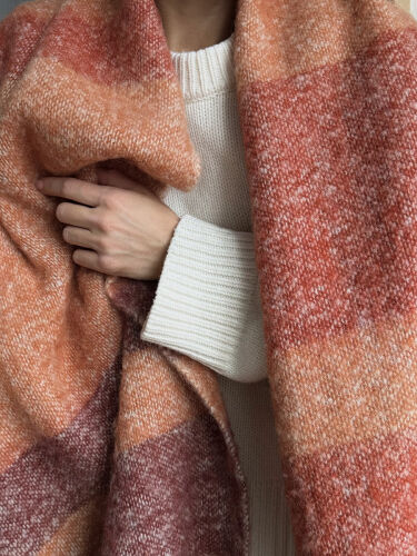 Плед мохеровый over horizon терракотового цвета из коллекции tre 3