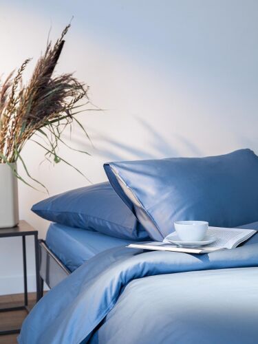 Простыня из премиального сатина джинсово-синего цвета из коллекц 3