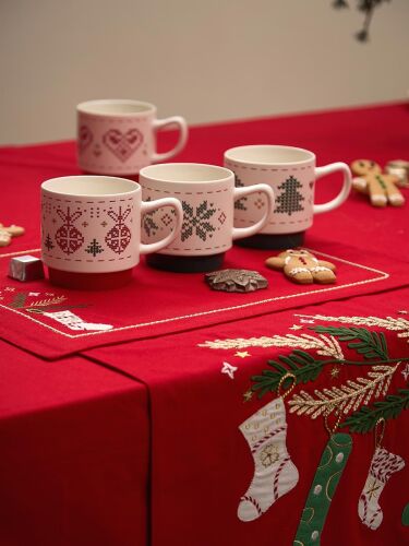 Набор из четырех кружек knitted tale из коллекции new year essen 2