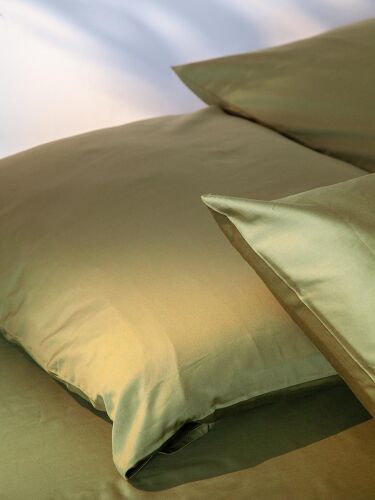 Комплект постельного белья из премиального сатина оливкового цве 1