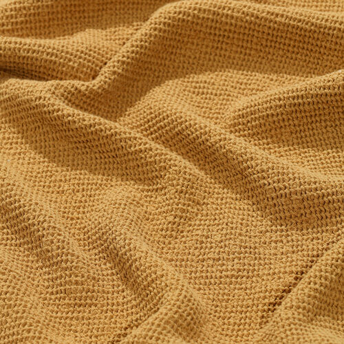 Полотенце банное из умягченной вафли цвета охры из коллекции ess 7