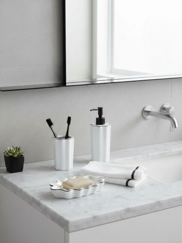 Диспенсер для жидкого мыла camellia, белый 2