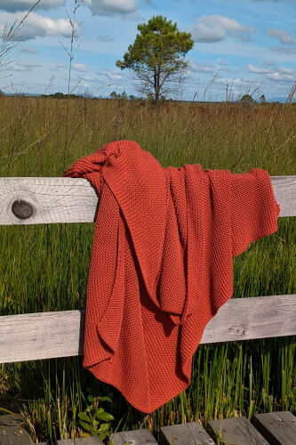 Плед из хлопка жемчужной вязки терракотового цвета из коллекции  2