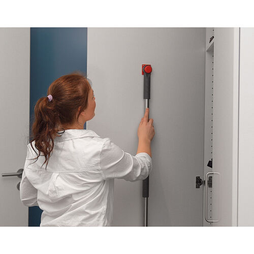 Вешалка для швабры 7