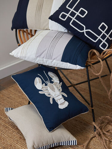 Подушка декоративная let's surf из коллекции sea treasures, 30х4 3