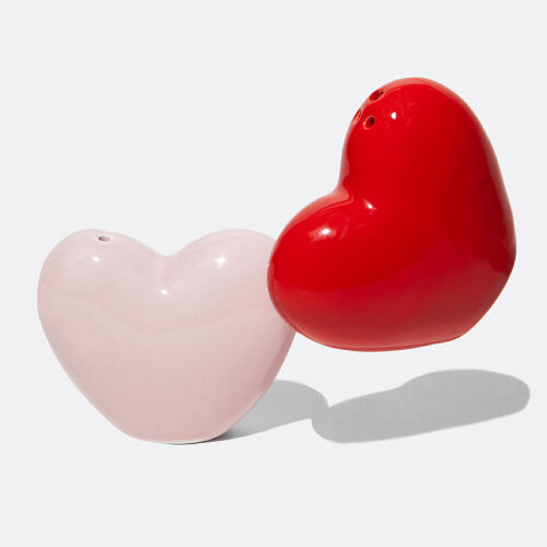 Набор из солонки и перечницы love 4 Набор из солонки и перечницы love 4