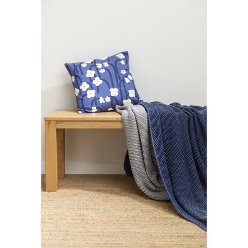 Плед из стираного хлопка темно-синего цвета из коллекции essenti 7