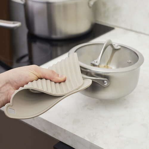 Подставка-прихватка под горячее smart helper, 19х18 см, бежевая 2