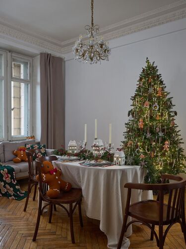 Подушка вязаная с новогодним рисунком gingerman из коллекции new 1