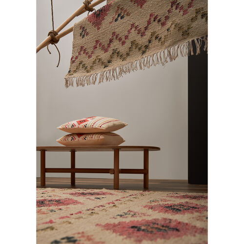 Ковер из джута и шерсти по мотивам башкирских орнаментов из колл 6