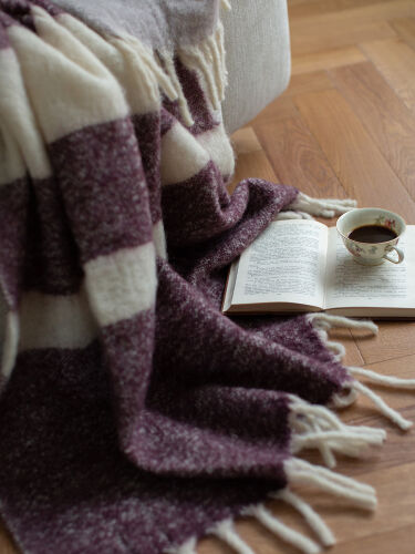 Плед мохеровый over horizon цвета марсала из коллекции trendy ru 3