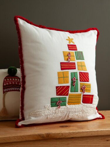 Чехол на подушку gifts season из коллекции new year essential, 4 3