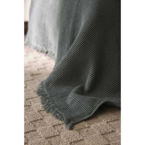 Покрывало вафельное из хлопка цвета шалфея из коллекции essentia 4