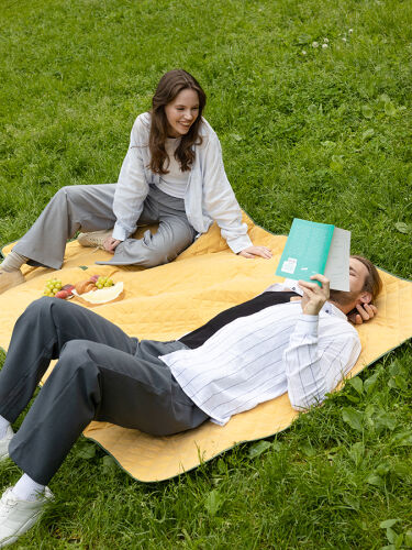 Плед для пикника и отдыха на пляже smart picnic, горчичный 2 Плед для пикника и отдыха на пляже smart picnic, горчичный 2