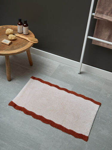 Коврик для ванной с кантом терракотового цвета из коллекции tren 3