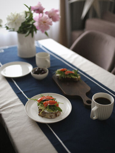 Набор из двух кружек белого цвета из коллекции edge, 400 мл 3