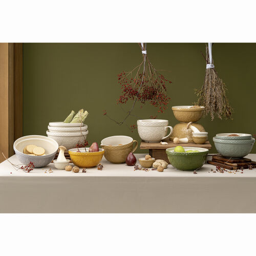 Миска зеленого цвета с рельефным узором Ягоды Тайги из коллекции 7