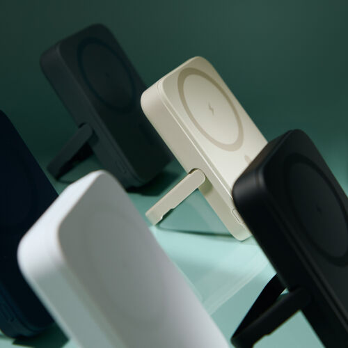 Внешний аккумулятор Union PD 10000mAh с функцией беспроводной за 4