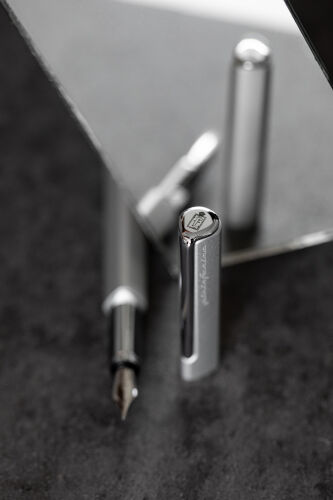 Перьевая ручка PININFARINA PF One SILVER 4