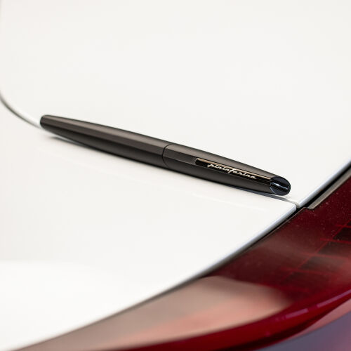 Перьевая ручка PININFARINA PF Two BLACK 2 Перьевая ручка PININFARINA PF Two BLACK 2