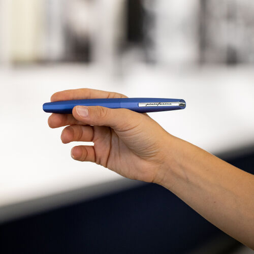 Перьевая ручка PININFARINA PF Two BLUE 4 Перьевая ручка PININFARINA PF Two BLUE 4