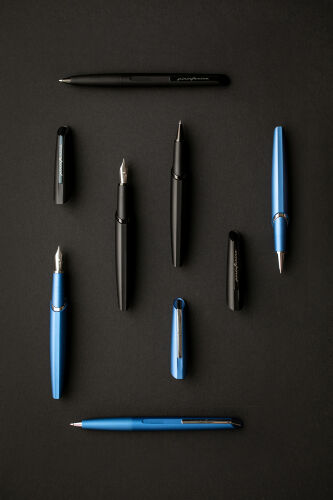 Шариковая ручка PININFARINA PF Two BLUE 3 Шариковая ручка PININFARINA PF Two BLUE 3