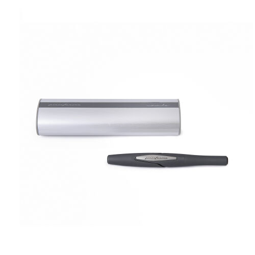 Перьевая ручка PININFARINA PF NOVANTA TITANIUM 3 Перьевая ручка PININFARINA PF NOVANTA TITANIUM 3
