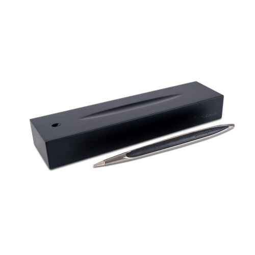 Вечная ручка Pininfarina Cambiano Black Edition 3 Вечная ручка Pininfarina Cambiano Black Edition 3