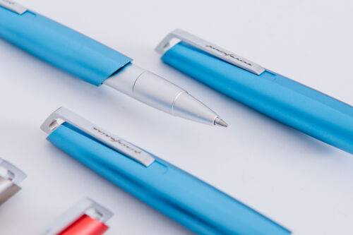 Шариковая ручка Pininfarina PF GO BLUE 3 Шариковая ручка Pininfarina PF GO BLUE 3