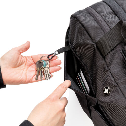Сумка-дафл Swiss Peak с защитой от считывания данных RFID 7 Сумка-дафл Swiss Peak с защитой от считывания данных RFID 7