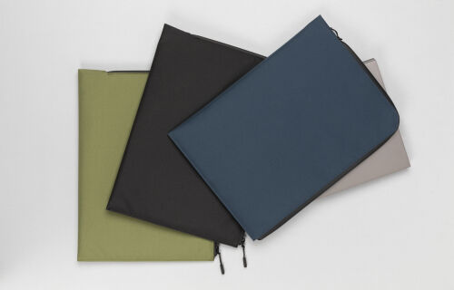 Чехол для ноутбука Minimalist Impact из rPET Aware™, 15,6" 5