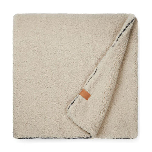 Двухслойный плед VINGA Maine из rPET GRS, 130х170 см 1 Двухслойный плед VINGA Maine из rPET GRS, 130х170 см 1