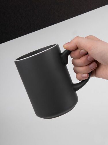 Кружка Mugful, темно-серая (графитовая) 5 Кружка Mugful, темно-серая (графитовая) 5