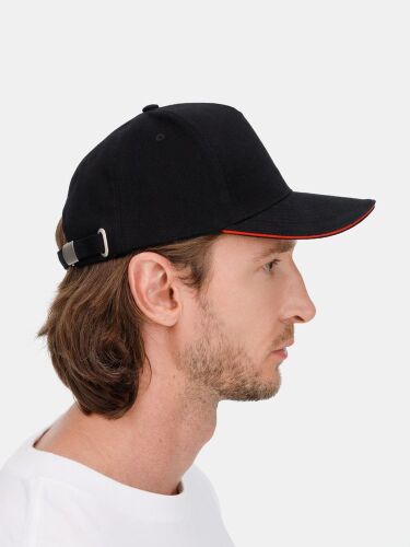 Бейсболка Classic 2.0, черная с красным кантом 6
