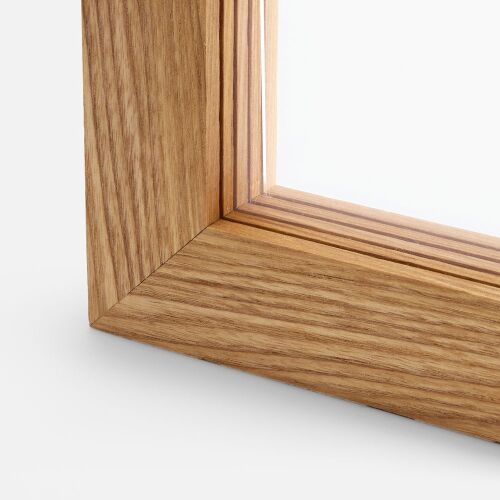 Стела Woodlyn 3 Стела Woodlyn 3