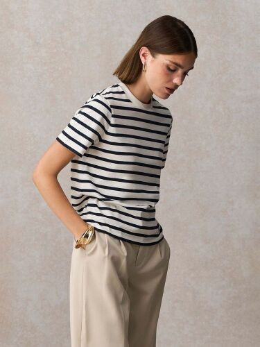 Футболка женская Legend Women, молочно-белая с темно-синим, разм 5