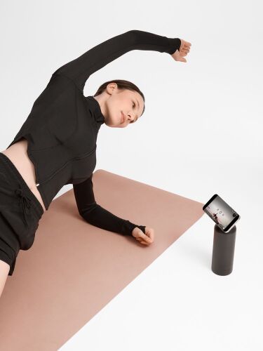 Термобутылка Magnus с магнитным держателем для телефона, черная 6