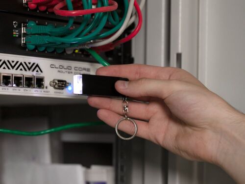 Брелок-фонарик Just Ray, черный 3