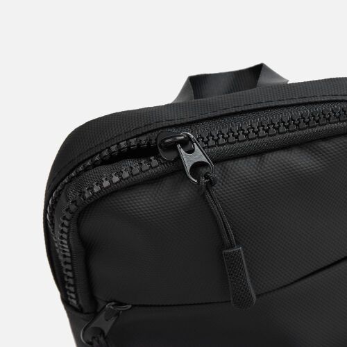 Спортивная кросс-боди сумка UrbanHike, черная 3