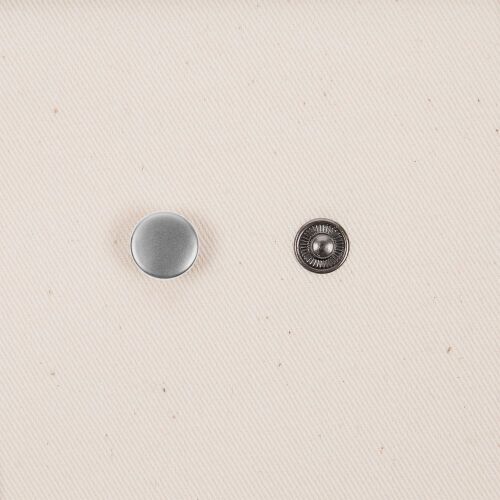 Кнопка Clavis, M, серебристая 4
