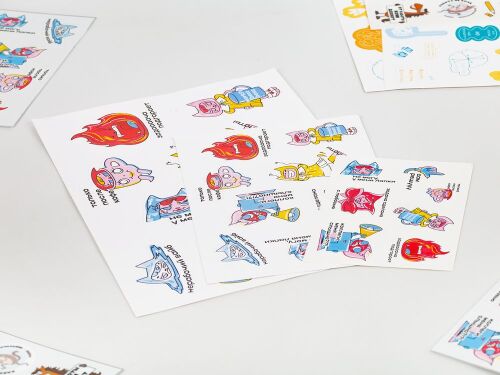 Наклейки из ПВХ Sticker Pack на заказ, M 1 Наклейки из ПВХ Sticker Pack на заказ, M 1
